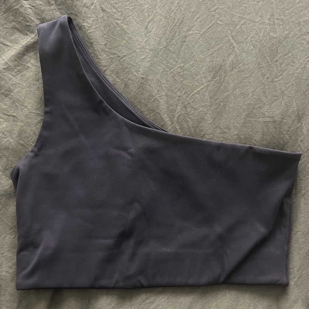 Girlfriend Collective Bianca One Shoulder Bra